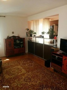 Apartament 5 camere, 135 mp, balcon, Bulevardul Muncii