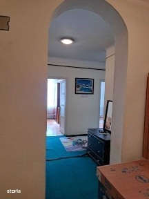 Vand apartament doua camere