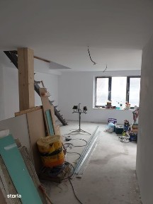 Casa de vanzare in colonia Bratianu Lonea