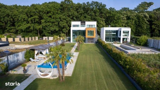 Pe Malul Snagovului, Unde Luxul Devine Cotidian