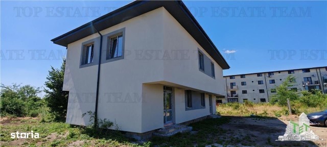 Vila individuala cuplata, in complex rezidential modern, cu 5 camere s