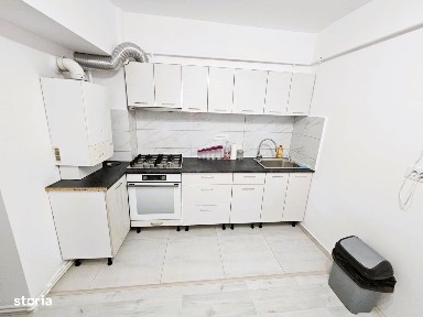 Apartament 3 camere complet renovat Zona Fabra