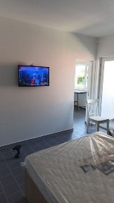 Închiriez garsonieră in cartier 23 august sector 3 metrou Republica