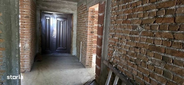 Casa de vânzare in Nanov