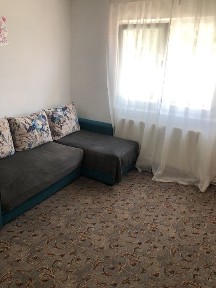 Vind apartament in Valeni de Munte