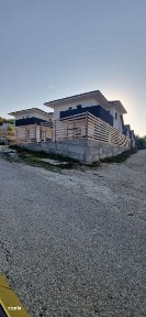 Casa Stefanesti Valea Mare