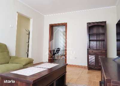 Apartament 3 camere Ultracentral cu loc de parcare