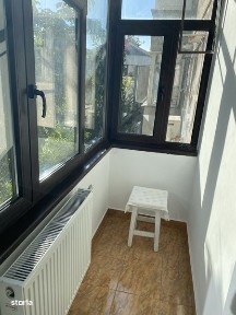 Apartament ultracentral, P-uri, Fata pe Valuri