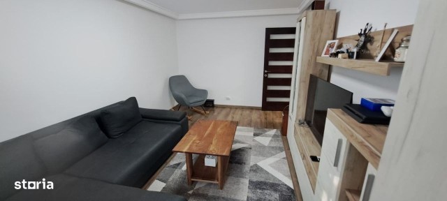 Apartament 3 camere, modern, etaj intermediar zona Dva Nord