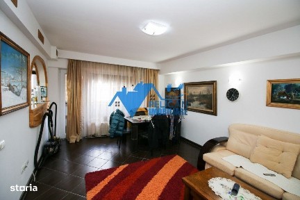 Mircea Voda, 2 camere, ETAJ 1, centrala, loc de parcare