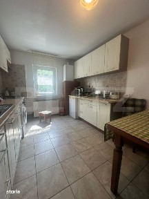 Ideal investitie! 4 camere decomandate, 2 bai, 2 balcoane Manastur