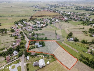 Casă cu teren de 75 de ari în Boroaia