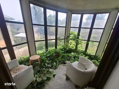 Fieni (Dambovita) Vand casa cu 6 camere, P+Etaj+M