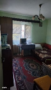 Apartament 3 camere, semidecomandat, Slatina