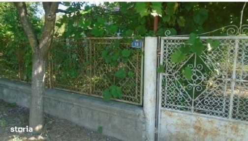 Casa si teren Straoane, cota parte 3/8. ID: R2715611