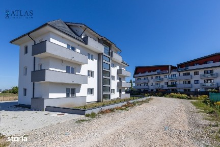 Repozitionare! Garsonieră noua, însorită, parcare, vedere Piatra Mare