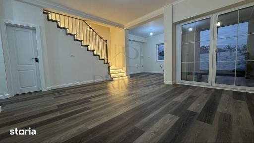 Duplex superb despartit prin camera tehnica - 5 camere - zona excelent