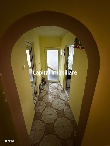 De vânzare apartament 1 cameră decomandat - Micro 14, zona Viaduct