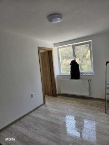 Vand apartament cu 2 camere