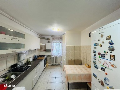 Apartament de vanzare in Sibiu - 4 camere, decomandat, Zona Strand