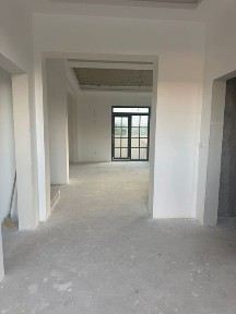 Casă cu vedere la lacul Aroneanu