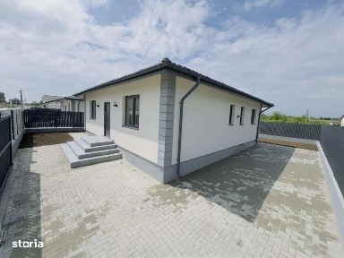 Casa in stil napoletan | Parter + pod | Pompa | Utilitati