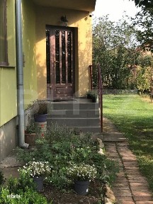 Casa cu 5 camere, 198 mp utili, 600 mp teren, in cartierul Primaverii
