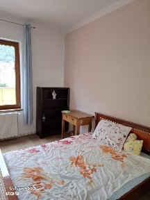 Apartament 3 camere Schei-Piața Unirii, suprafata 86 mp parter la casă
