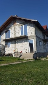 Vand casa cu 4 camere+anexa in Bradu judetul Arges