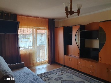 Vand apartament cu 2 camere in Satu Mare