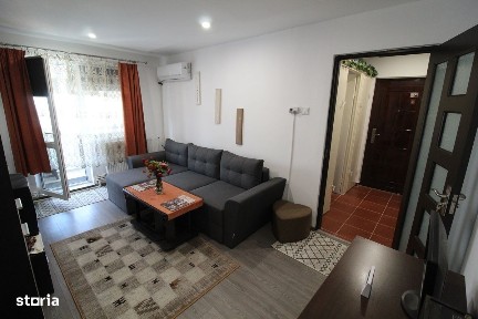 Vând apartament 2 camere în Hunedoara, zona M5-Str.Rândunicii, 40mp.