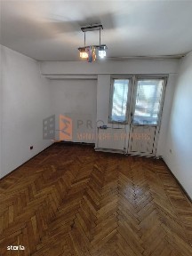 Apartament 3 camere cf1 decomandat zona Micro 3