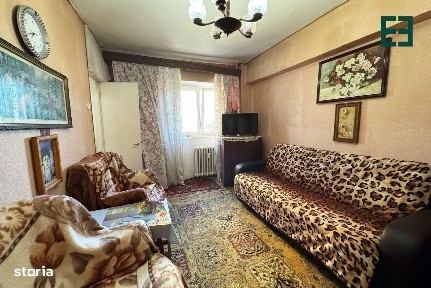 Garsoniera etajul 3 zona Aurel Vlaicu - Arad