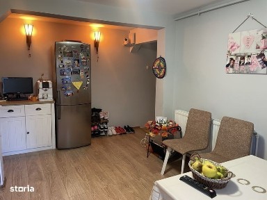 Vand apartament 2 camere, etaj 3/4