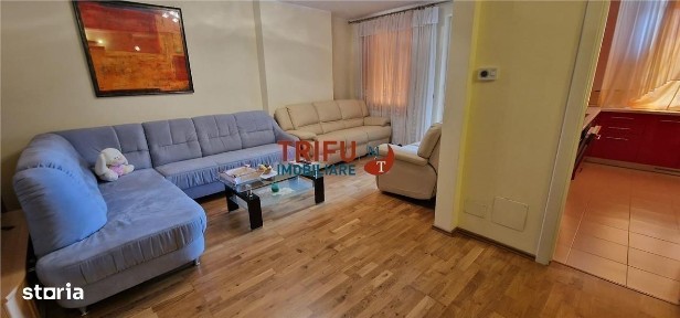 Apartament 3 camere de vanzare in centrul Orasului