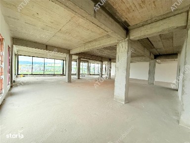 Spatiu comercial si birouri de vanzare in Sibiu zona Shopping City