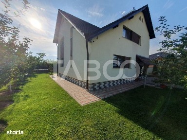 Casa 5 camere 3 bai 2 terase garaj magazie de vanzare 180 mp utili