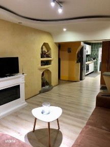 Apartament 4 camere- ultracentral, Strada Victoriei, Targu Jiu