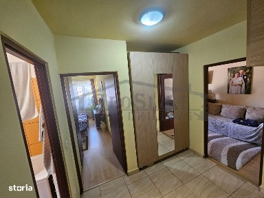 VÂNZARE Apartament 2 camere decomandate + Parcare