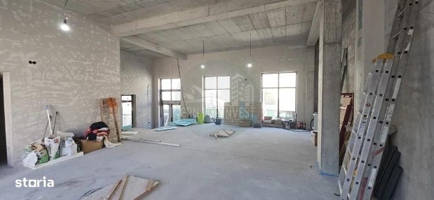 Spatiu comercial 90 mp cu terasa zona Centrala