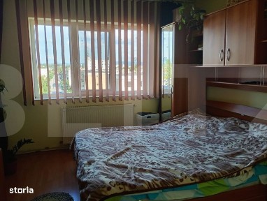 Apartament de vanzare, cu 3 camere, decomandat, 65 mp, cartierul Ciucu