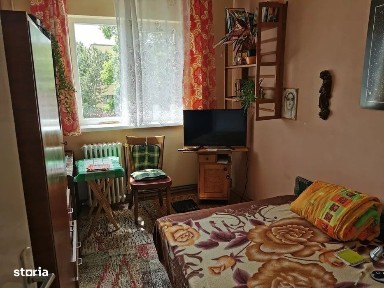Apartament 4 camere, 65mp, zona Manastur