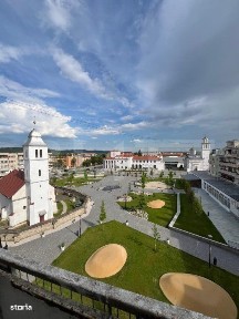 Apartament de vanzare, cu 3 camere, 86mp, Campia Turzii zona Centrala