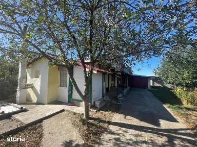 Casa parter cu garaj construita in 2011, cu teren de 511mp in Mogosest