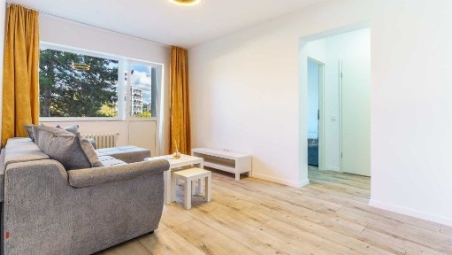 3 camere, totul nou, et 2/4, est, la cheie, fara comision