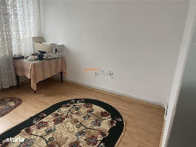 Apartament 3 camere, zona Cartier Gara, et 3din 4, 60 mp, centrala