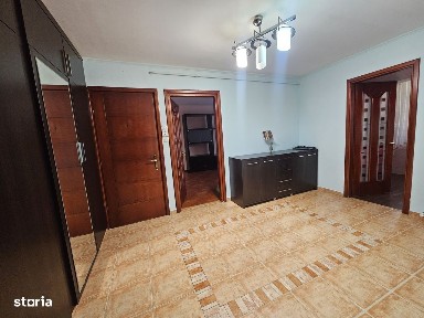 Vând apartament cu doua camere in Obcini