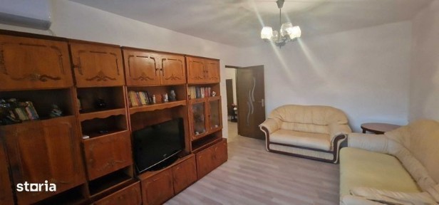 Apartament 2 camere de vanzare