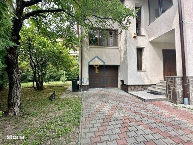 Casă de vânzare