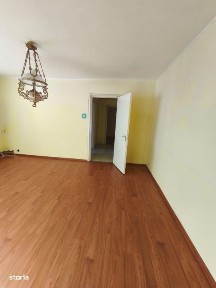 Apartament 3 camere, 61mp, zona Hurmuzachi, Radauti